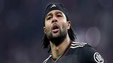 “曼联球星卡塞米罗拒绝降薪，沙特投资集团听闻后终止投资”